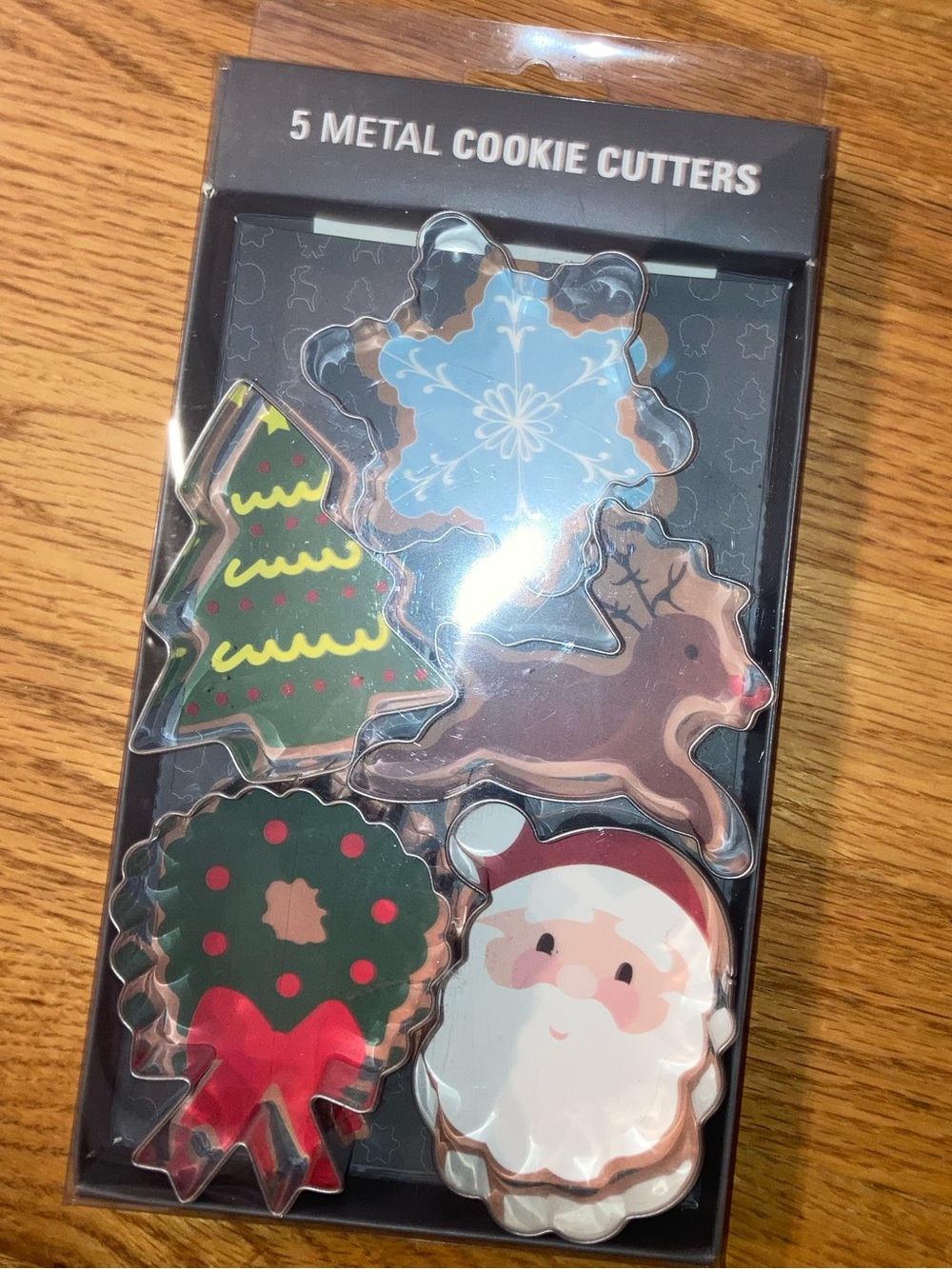 Holiday Metal Cookie Cutter Set - 5 shapes NIB